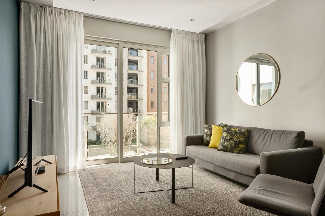 יוהנסבורג The Tyrwhitt Rosebank Apartments (Adults Only) מראה חיצוני תמונה
