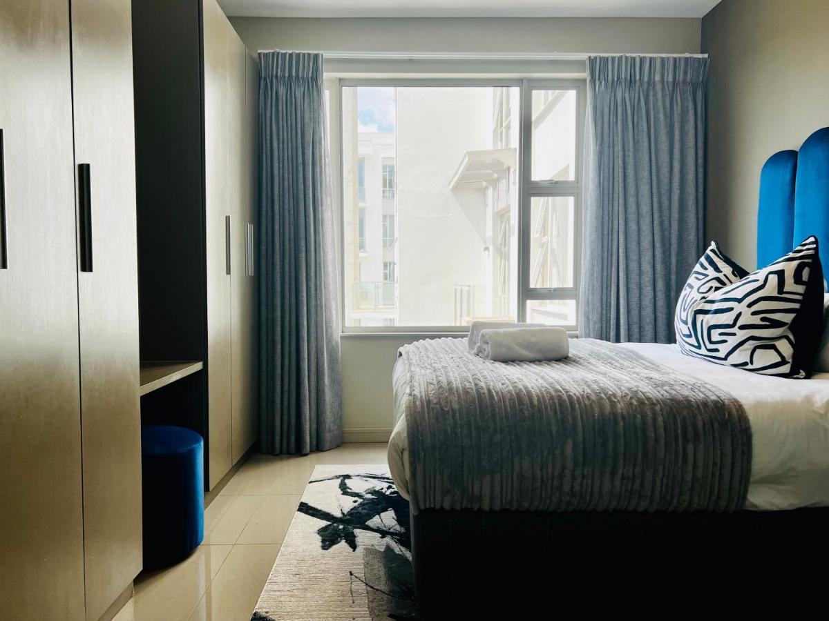 יוהנסבורג The Tyrwhitt Rosebank Apartments (Adults Only) מראה חיצוני תמונה