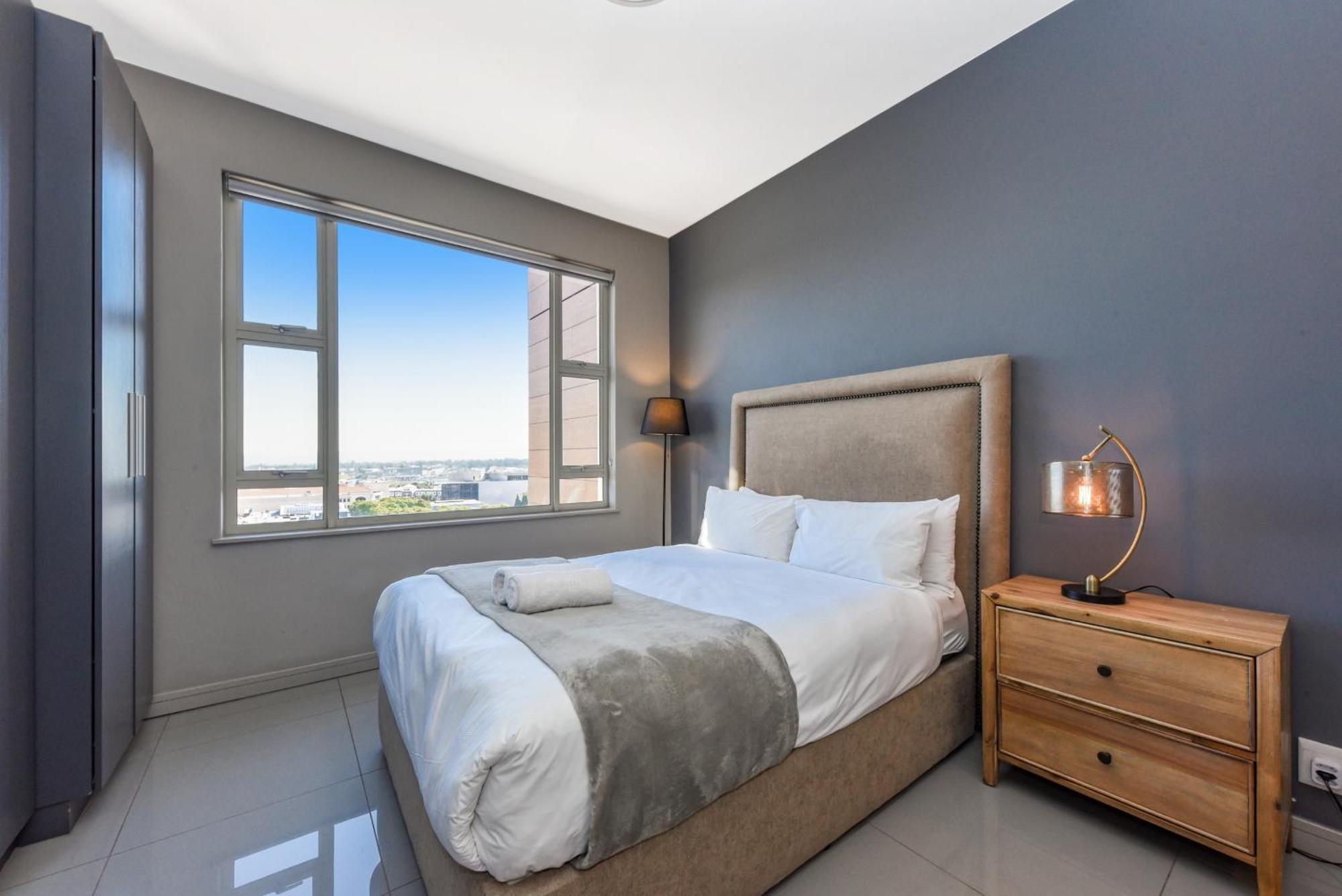 יוהנסבורג The Tyrwhitt Rosebank Apartments (Adults Only) מראה חיצוני תמונה