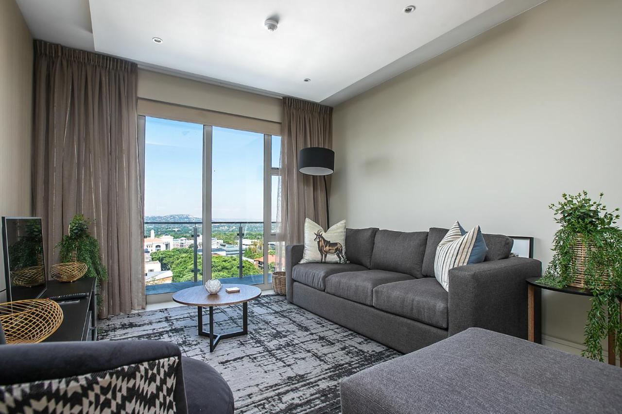 יוהנסבורג The Tyrwhitt Rosebank Apartments (Adults Only) מראה חיצוני תמונה